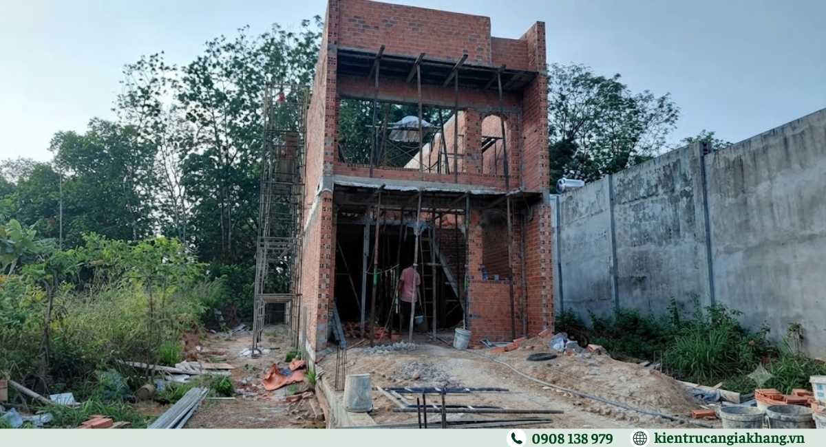 Thi công kết cấu nhà anh Nhật