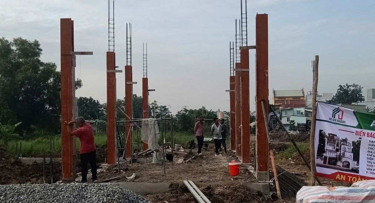​  